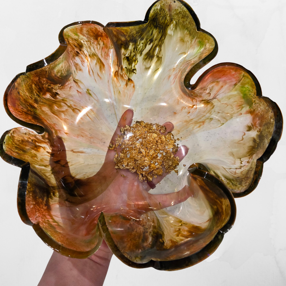 Hand Poured Resin Flower Bowl – Large Decorative Resin Dish – 9.5" Handmade Resin Bowl – Gold Leaf Center – Modern Home Decor – Unique Gift